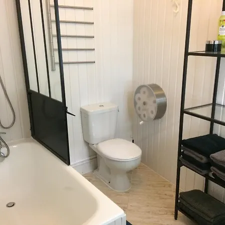 Le Jardin De לינה וארוחת בוקר