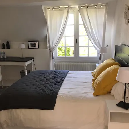 Le Jardin De Bed & Breakfast 3*