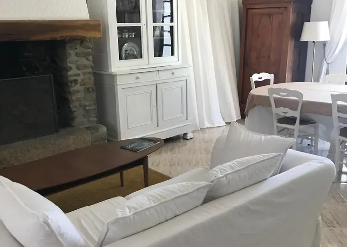 ベッド・アンド・ブレックファスト Le Jardin De 3*